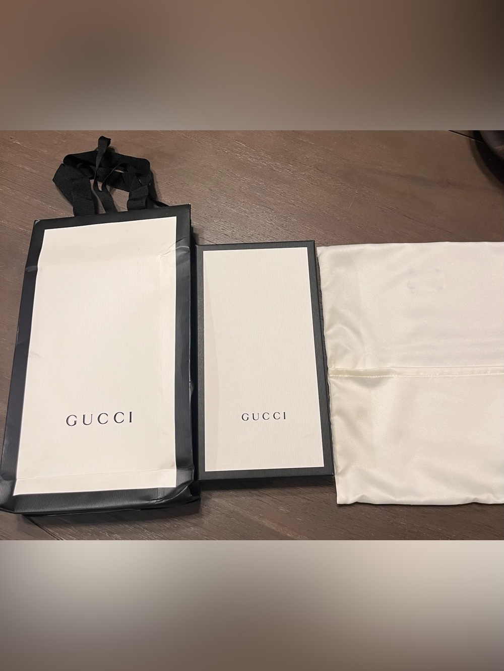 GUCCI Gift bag, box and dust bag